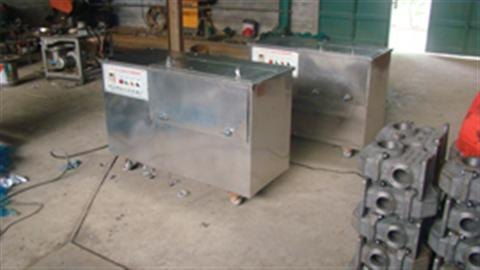 河北金森 實惠高效的機(jī)器人刀削面機(jī)助力餐飲行業(yè)